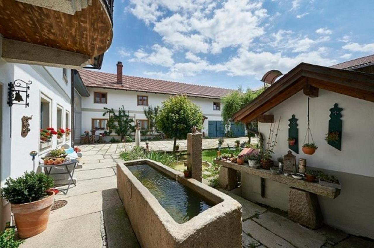 Апартаменты Der Breinhof - Euer Urlaubsbauernhof Вальдкирхен Экстерьер фото
